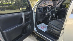 TOYOTA 4RUNNER SR5 AT 4000CC 2021 lleno