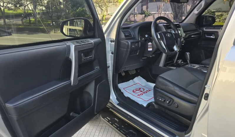 TOYOTA 4RUNNER SR5 AT 4000CC 2021 lleno