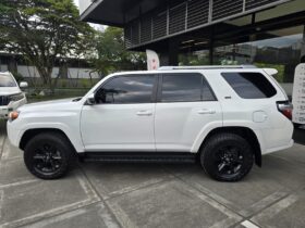 TOYOTA 4RUNNER SR5 AT 4000CC 2023