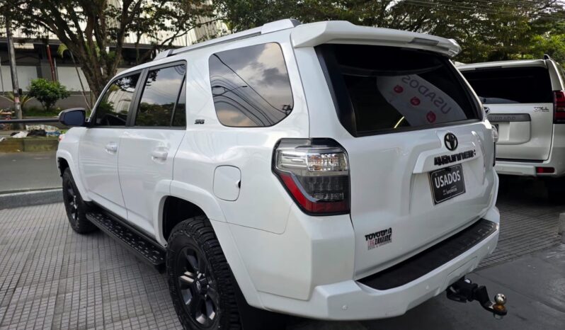 TOYOTA 4RUNNER SR5 AT 4000CC 2023 lleno