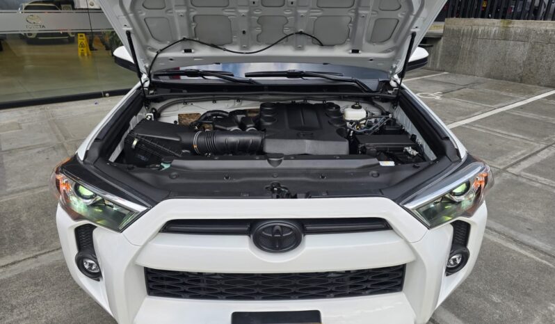 TOYOTA 4RUNNER SR5 AT 4000CC 2023 lleno