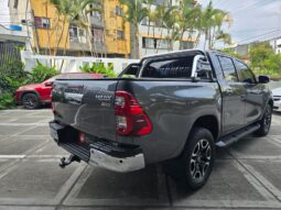 TOYOTA HILUX SRV 2.8 Turbo Diesel 2023 lleno