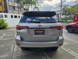 TOYOTA FORTUNER SRV 2023 lleno