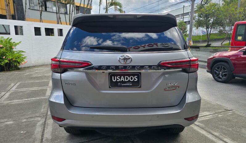 TOYOTA FORTUNER SRV 2023 lleno