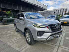 TOYOTA FORTUNER SRV 2023