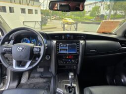 TOYOTA FORTUNER SRV 2023 lleno
