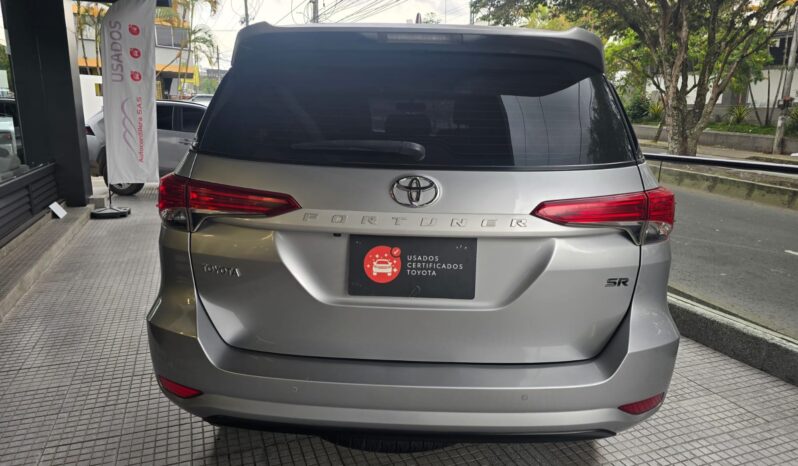 TOYOTA Fortuner SR 4×2 2022 lleno