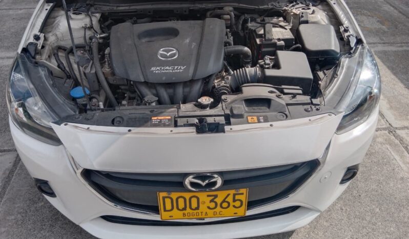 MAZDA 2 HB Touring 2017 lleno