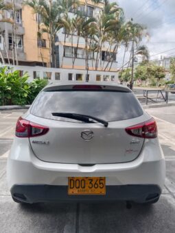 MAZDA 2 HB Touring 2017 lleno