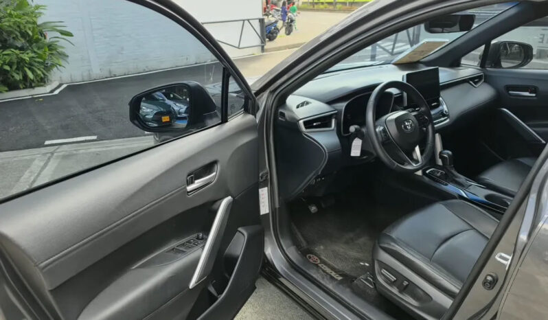 TOYOTA COROLLA CROSS HIBRIDA 2024 lleno