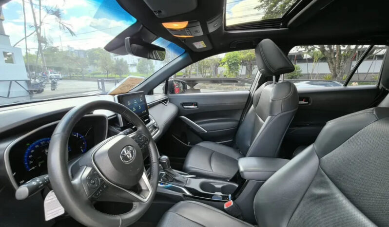 TOYOTA COROLLA CROSS HIBRIDA 2024 lleno