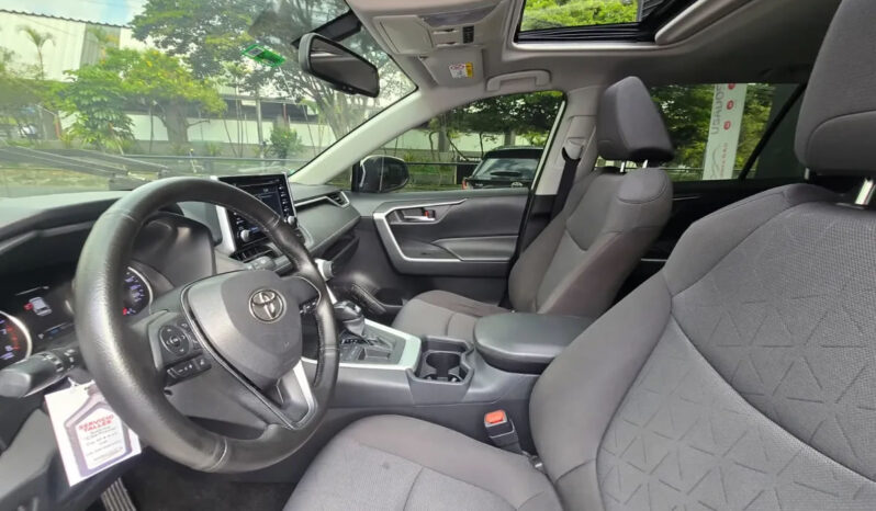 TOYOTA RAV4 XLE 2020 lleno