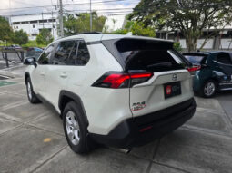 TOYOTA RAV4 XLE 2020