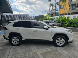 TOYOTA RAV4 XLE 2020 lleno