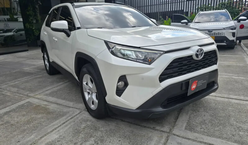 TOYOTA RAV4 XLE 2020 lleno