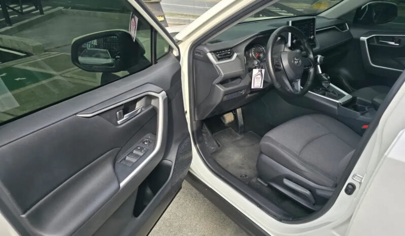 TOYOTA RAV4 XLE 2020 lleno