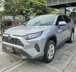 TOYOTA RAV4 XLE 2021
